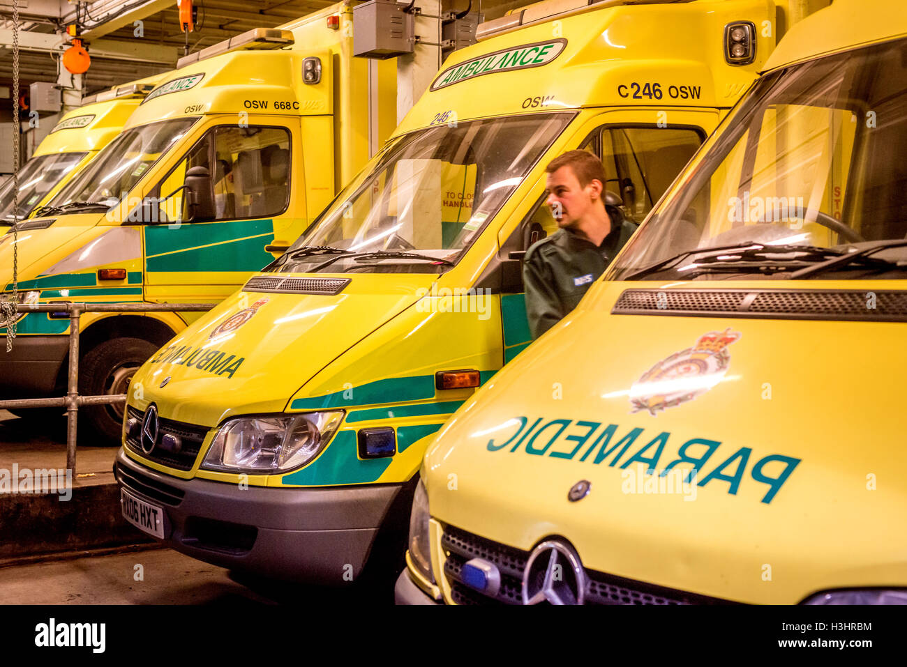 Brighton Paramedics on duty on the Friday before Christmas.   A Paramedic returning to the Elm Grove Ambulance Station in Bright Stock Photo