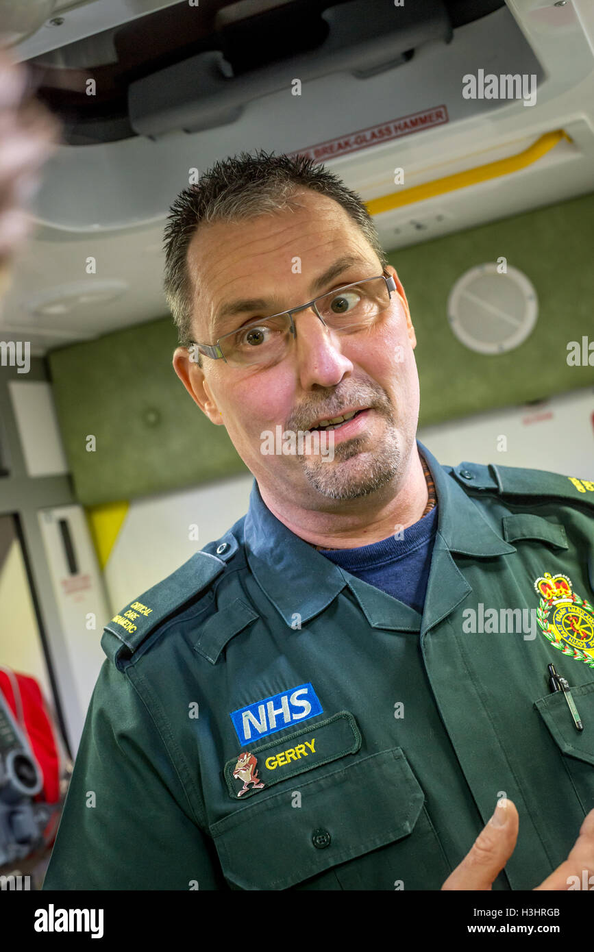 Brighton Paramedics on duty on the Friday before Christmas.   Critical Care Paramedic Gerry Davies at the Elm Grove Ambulance St Stock Photo