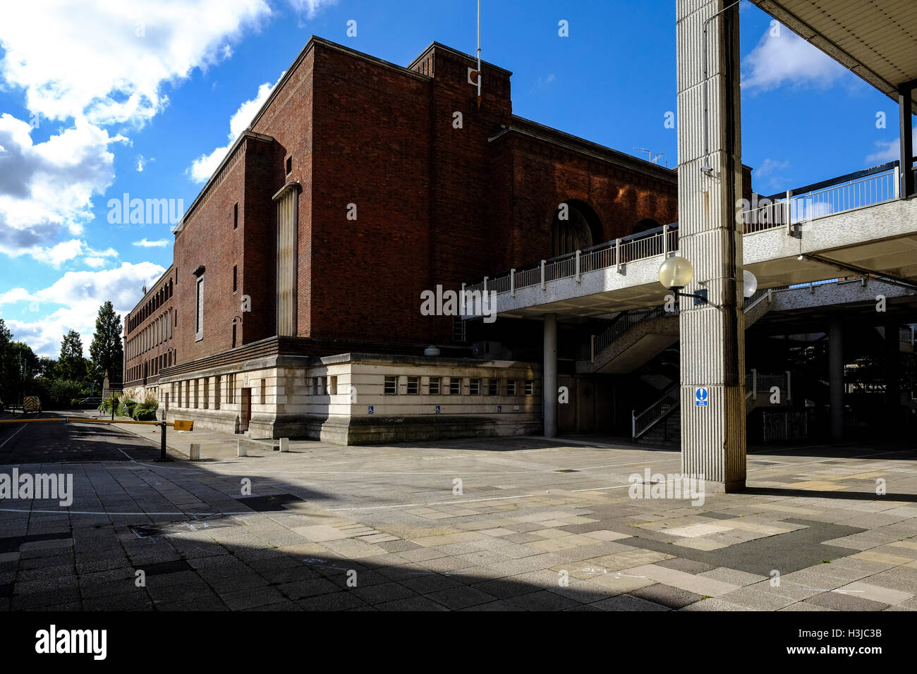 Hammersmith Town Hall Stock Photo Alamy
