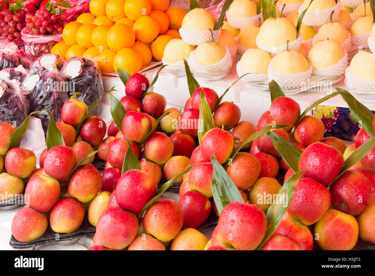 Fresh fruit for sale on market in Bangkok, Thailand Stock Photo Alamy