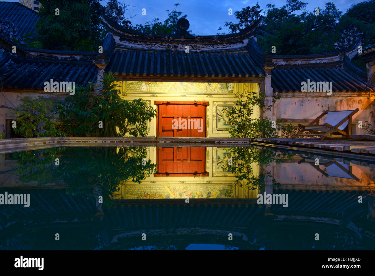 The Sou Heng Tai teakwood Chinese house, Bangkok, Thailand Stock Photo Alamy
