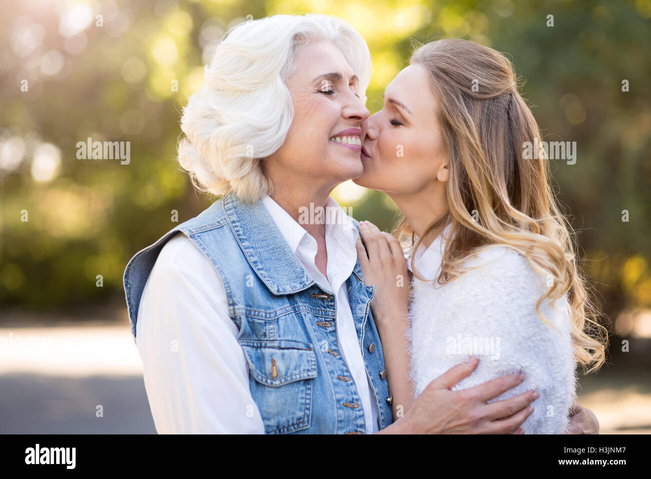 Happens. Gorgeous blonde teen girls kissing sorry, that Similar situation. Gorgeous blonde teen girls kissing