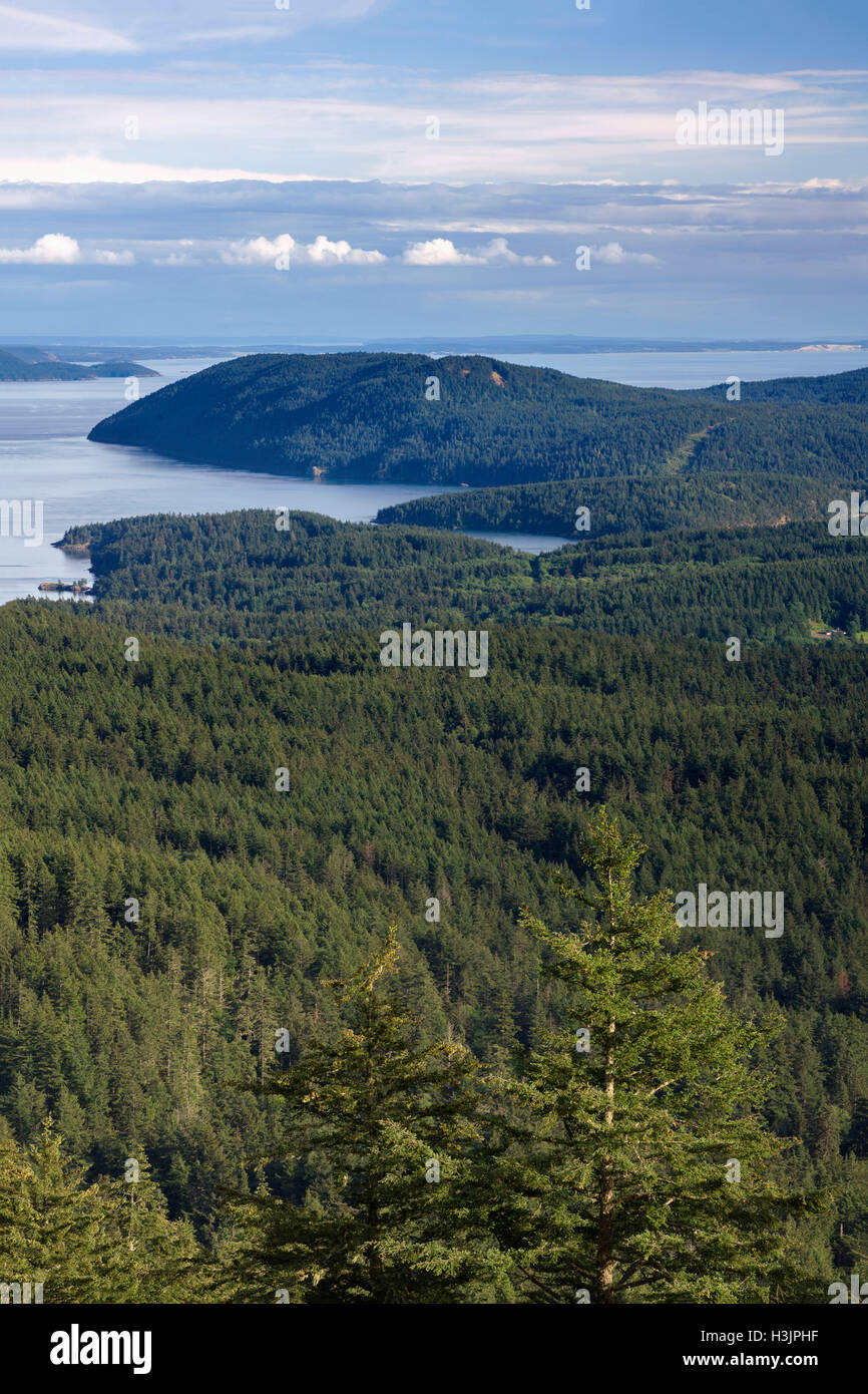 USA, Washington, San Juan Islands, View south from Moran State Park on Orcas Island reveals densely forested islands. Stock Photo