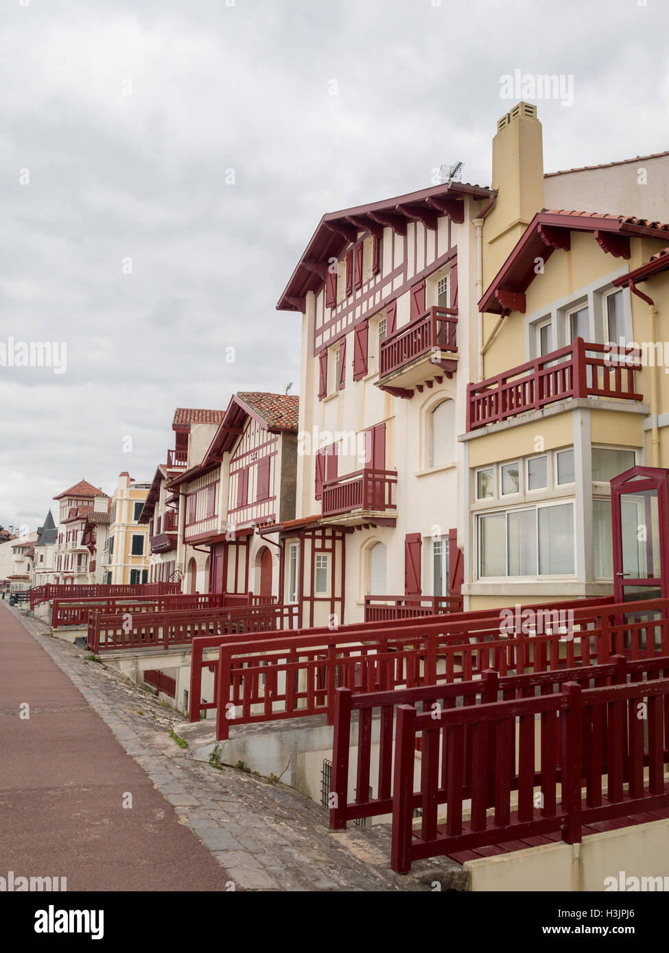 Promenade access hi-res stock photography and images - Alamy