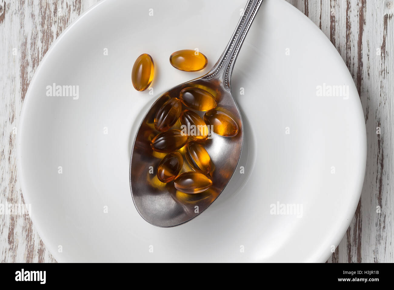 saw palmetto supplement antioxidant still life alternative healthy