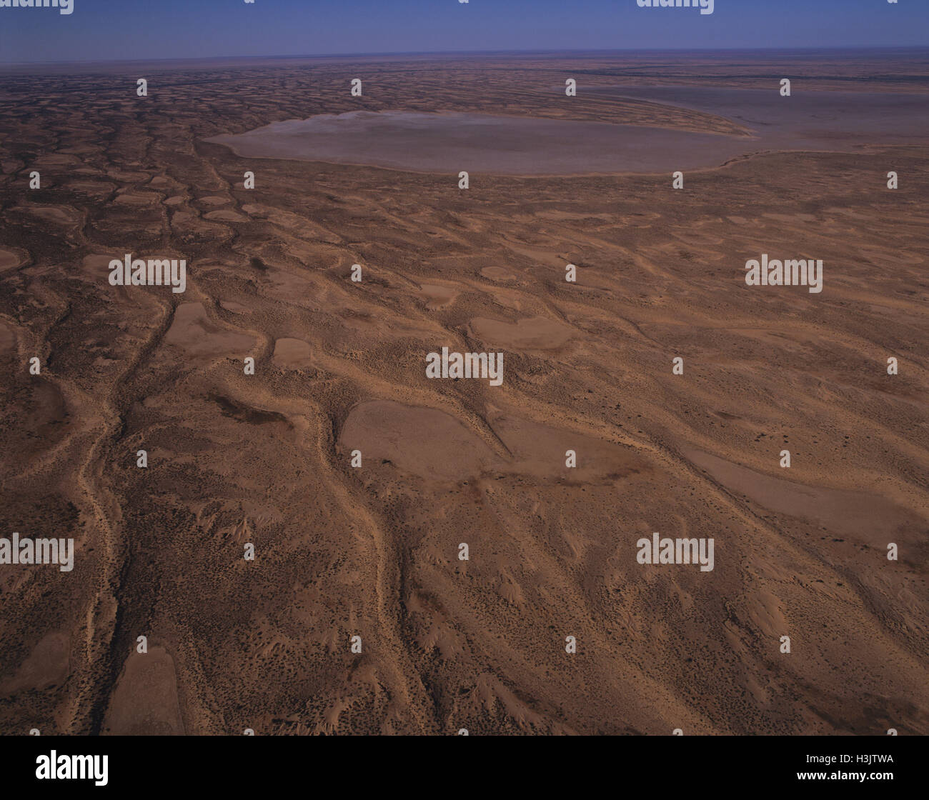 Dunes claypans and salt lakes Stock Photo Alamy