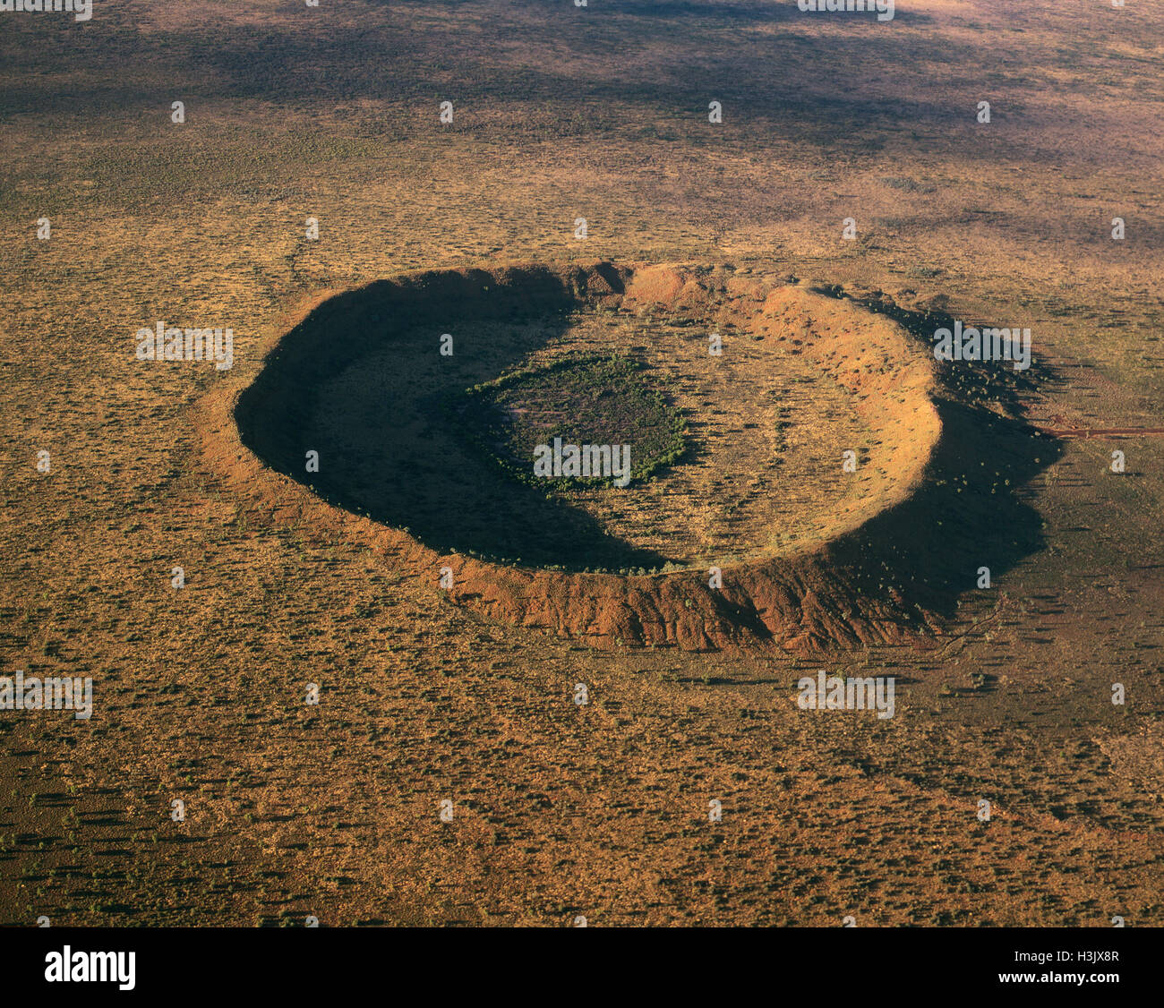 Wolfe Creek meteor crater, aerial, Stock Photo