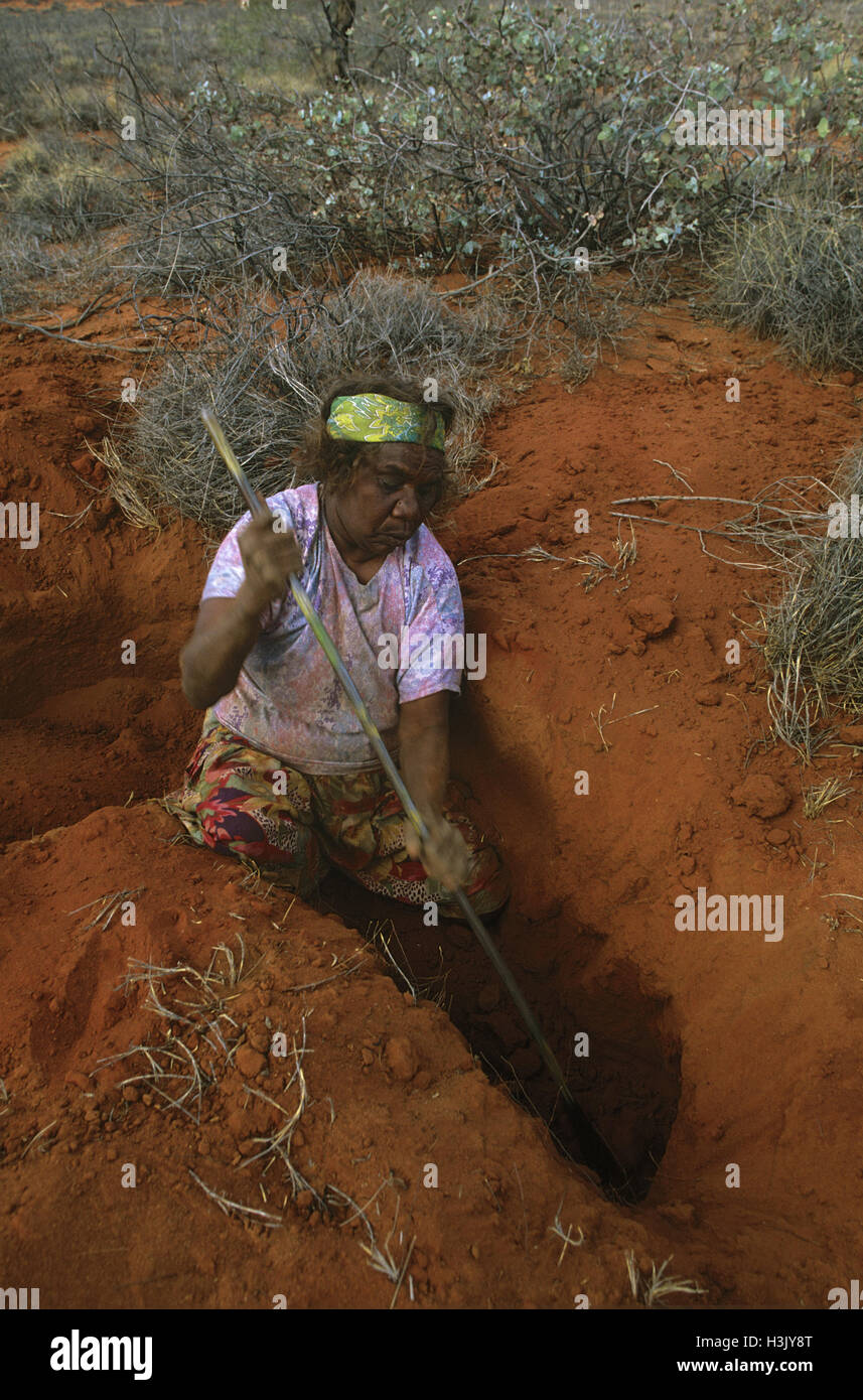 Aboriginal woman from Mount Liebig (Luritja language group) Stock Photo