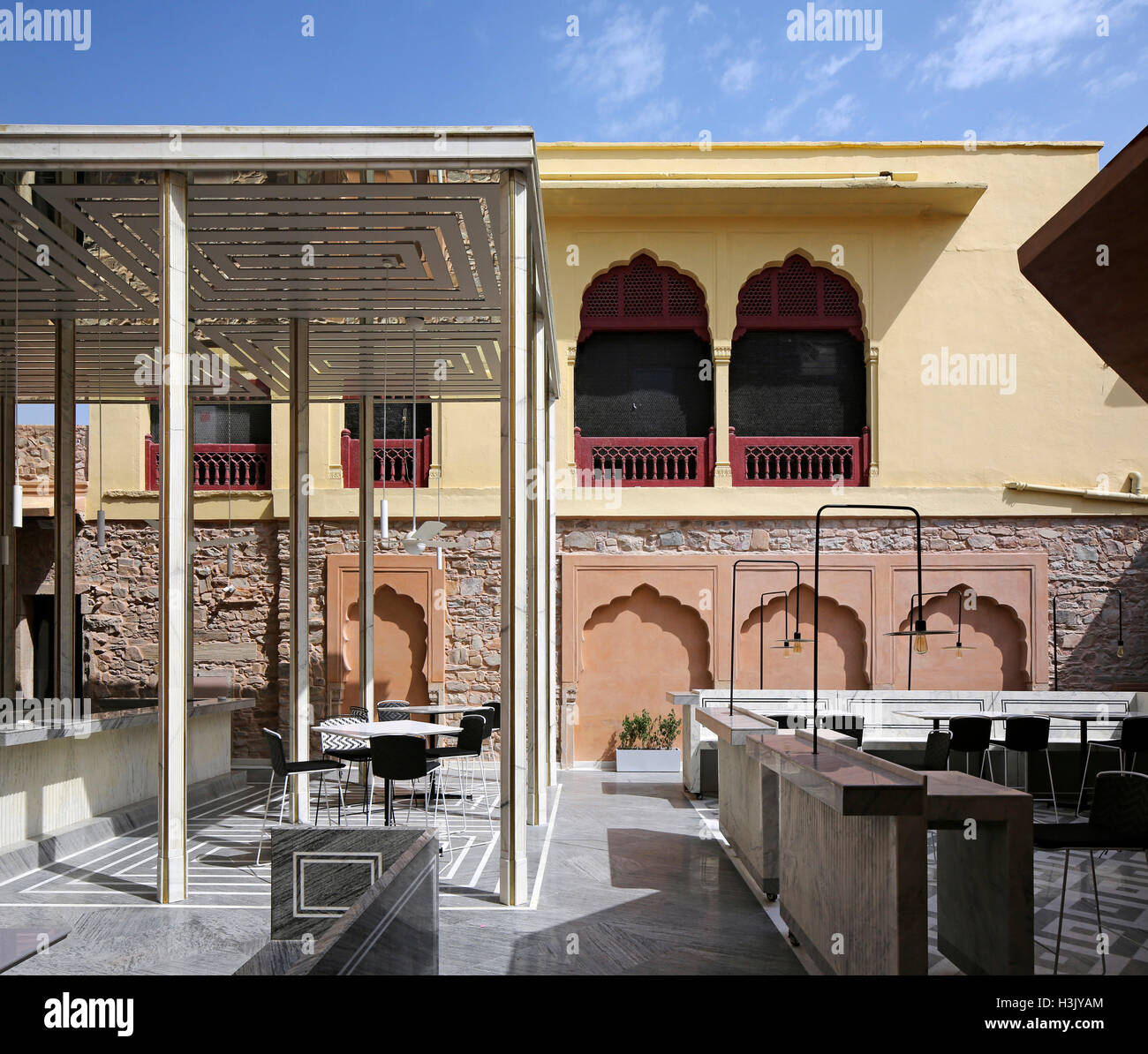 Baradari restaurant city palace hires stock photography and images Alamy