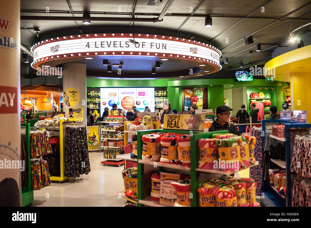 Inside The M M Candy 4 Levels Store In London People People Walk Stock Photo Alamy