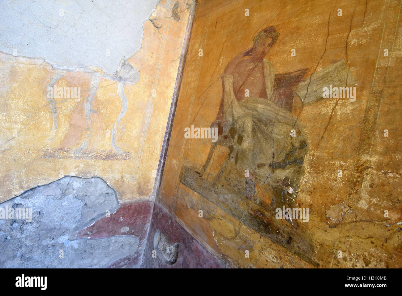 The Frescoes And Roman Ruins Of Pompeii. Italy Stock Photo - Alamy