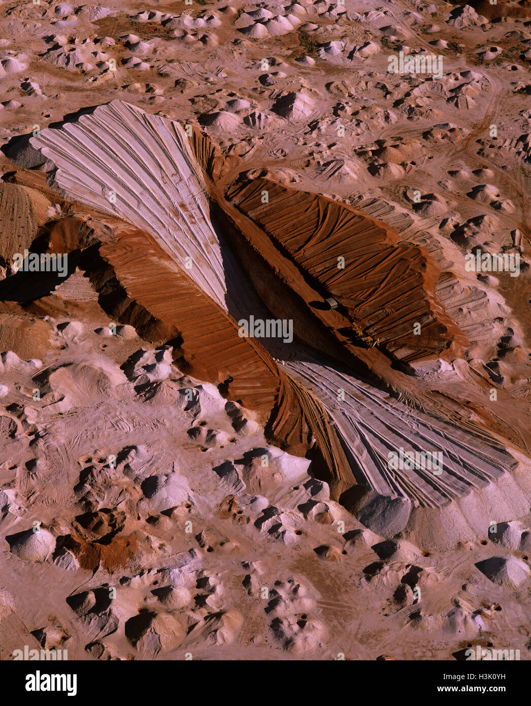 Opal mining hi-res stock photography and images - Alamy