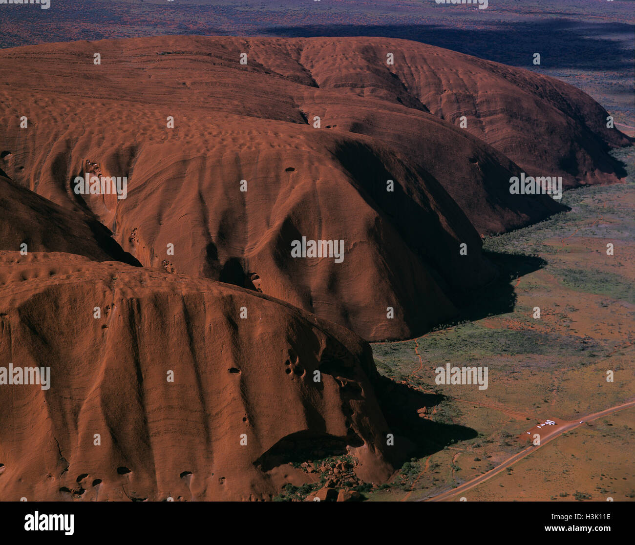 Aerial view of uluru hi-res stock photography and images - Alamy
