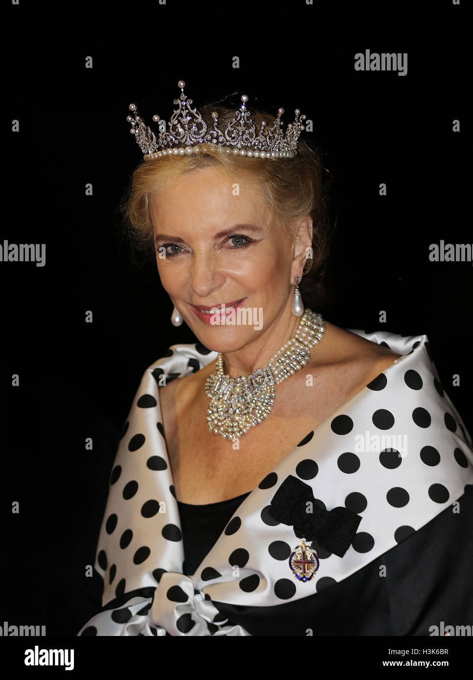 Tirana, Albania. 09th Oct, 2016. Princess Michael of Kent Arrival for dinner at the Royal Palace in honor to wedding of HRH Crown Prince Leka II of The Abanians and Miss Elia Zaharia, October 8, 2016, Tirana Albany, 08-10- 2016 Photo: Albert Nieboer//Point de Vue OUT - NO WIRE SERVICE -/dpa/Alamy Live News Stock Photo