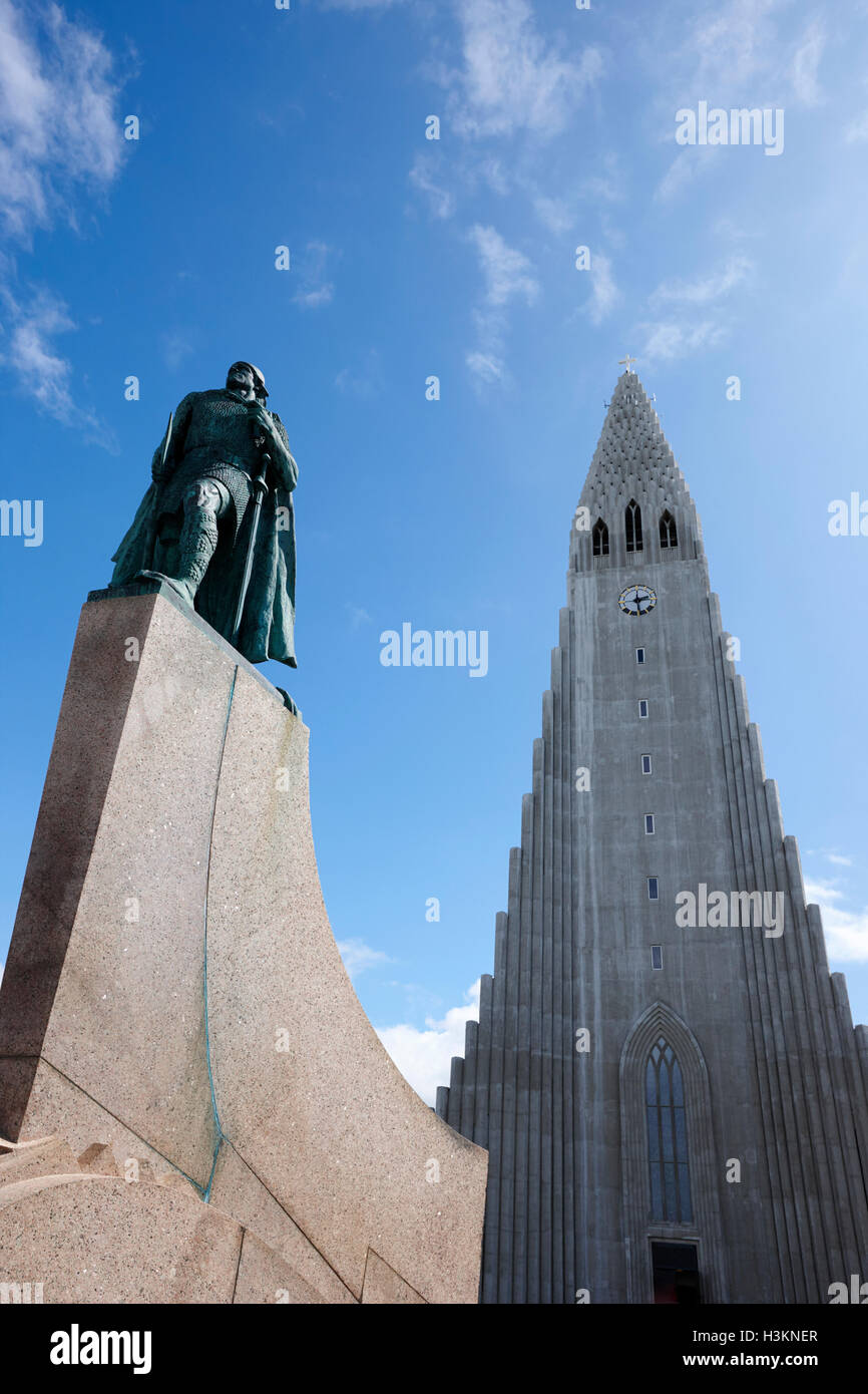 statue of leif eriksson hallgrimskirkja reykjavik church of Iceland Stock Photo