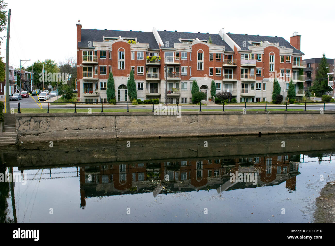 A view of the historic Lachine Canal and buildings Stock Photo - Alamy