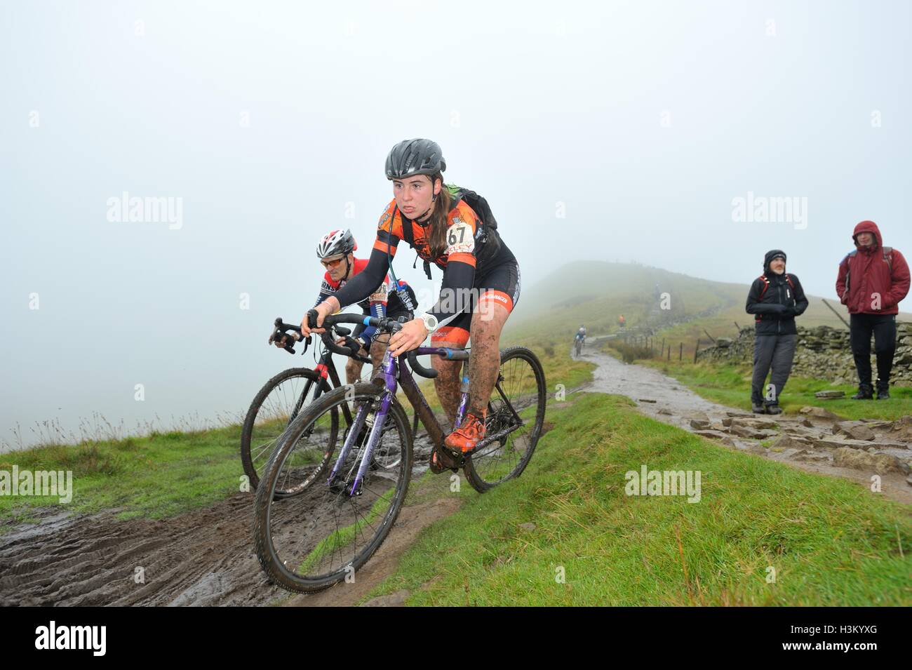 competitors in the 3 peaks cyclocross race on Whernside Stock Photo