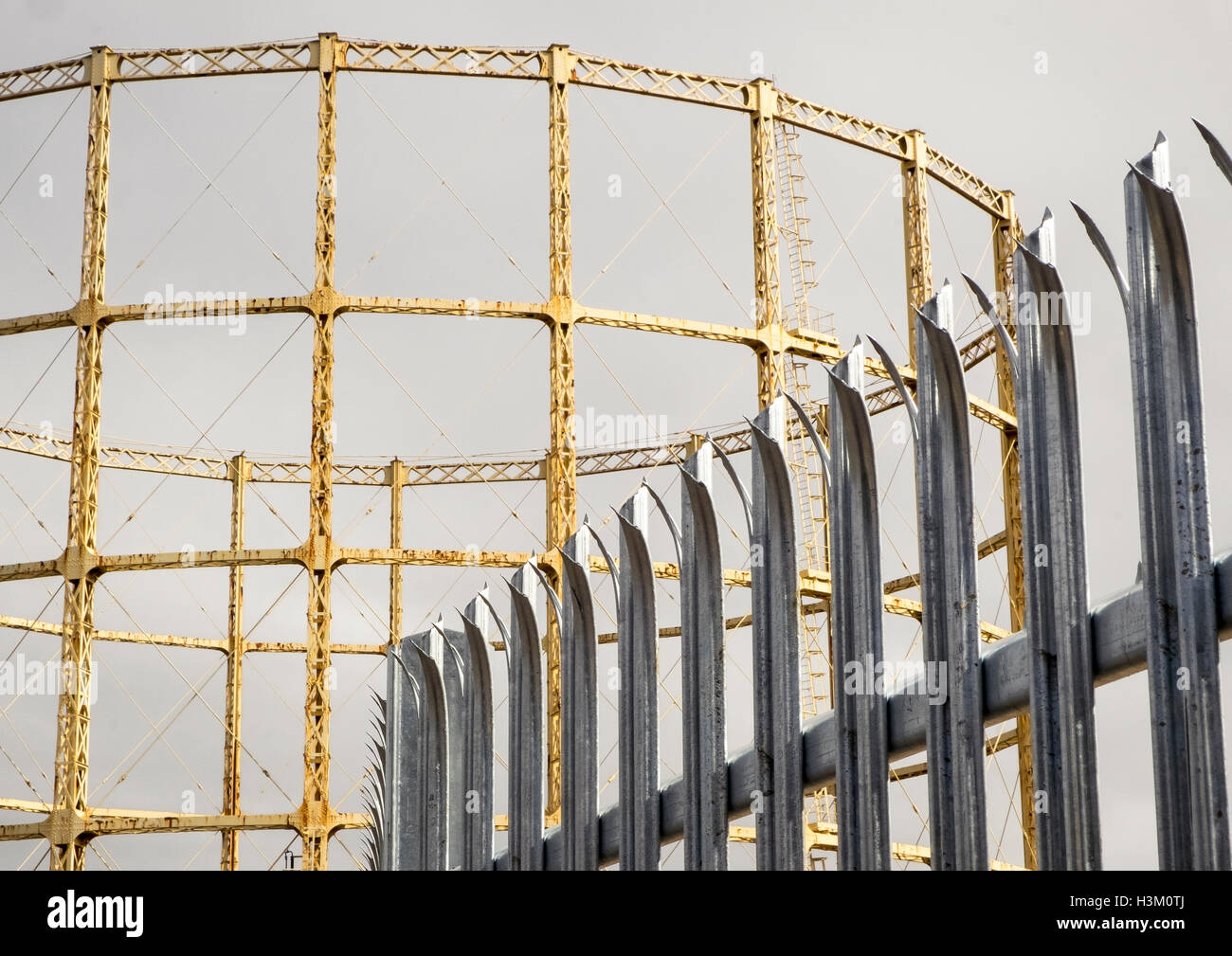 The last remaining Hornsey gas holder viewed from Mary Neuner Road, North London Stock Photo