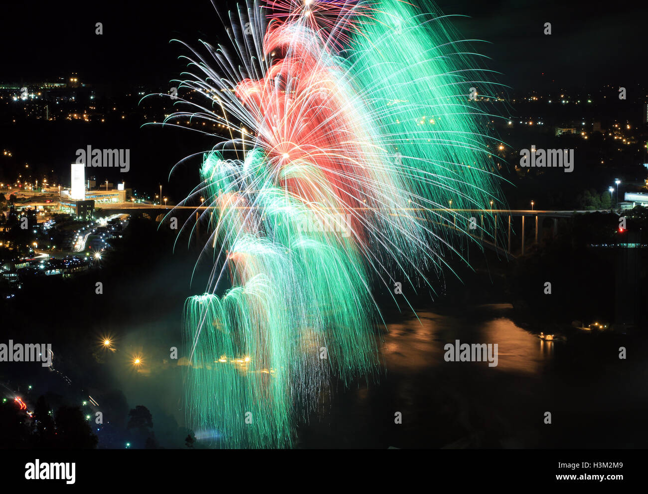 Fireworks in Niagara Falls Stock Photo Alamy