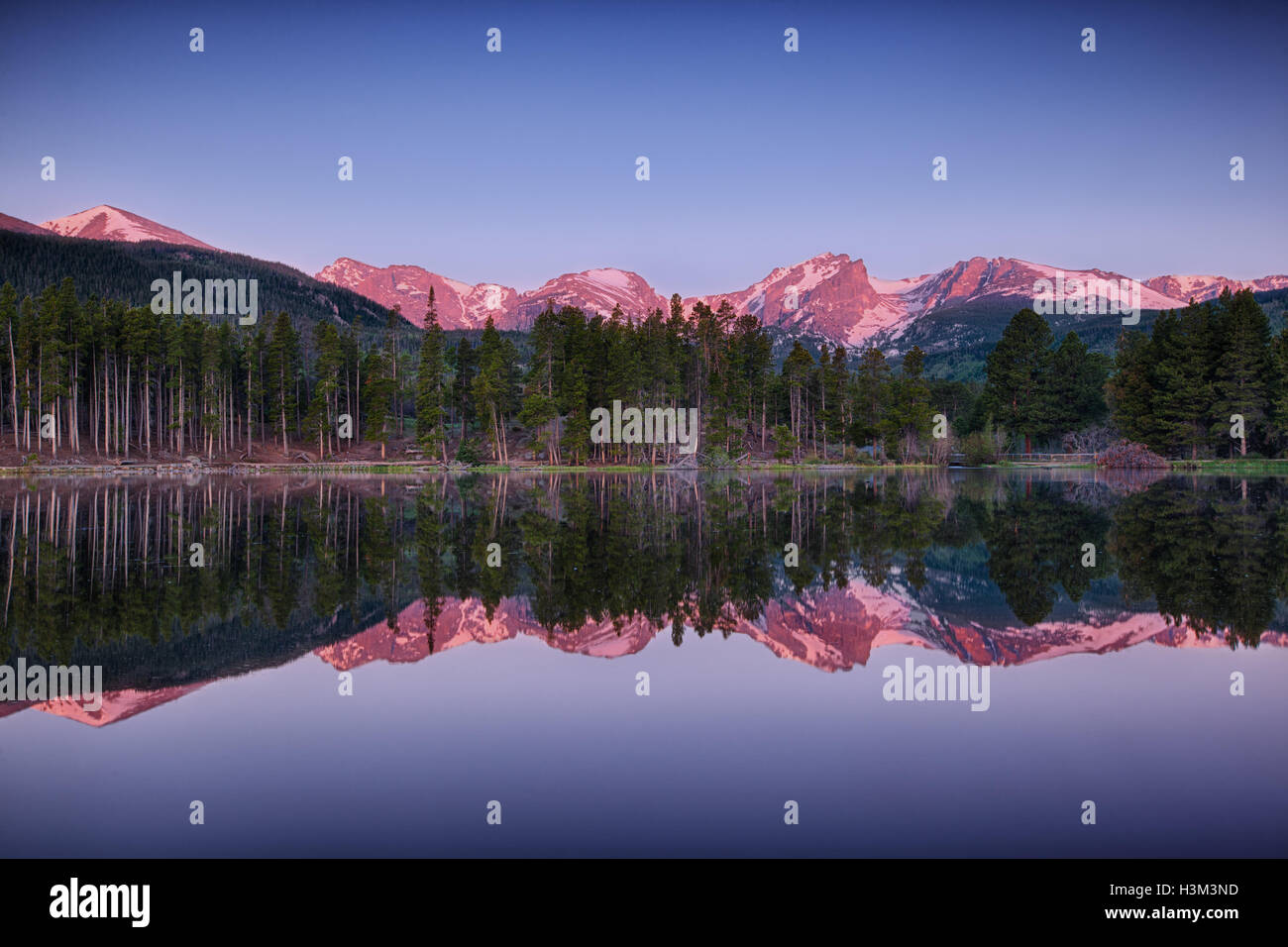 sunrise at Sprague lake, Rocky Mountain National Park Stock Photo