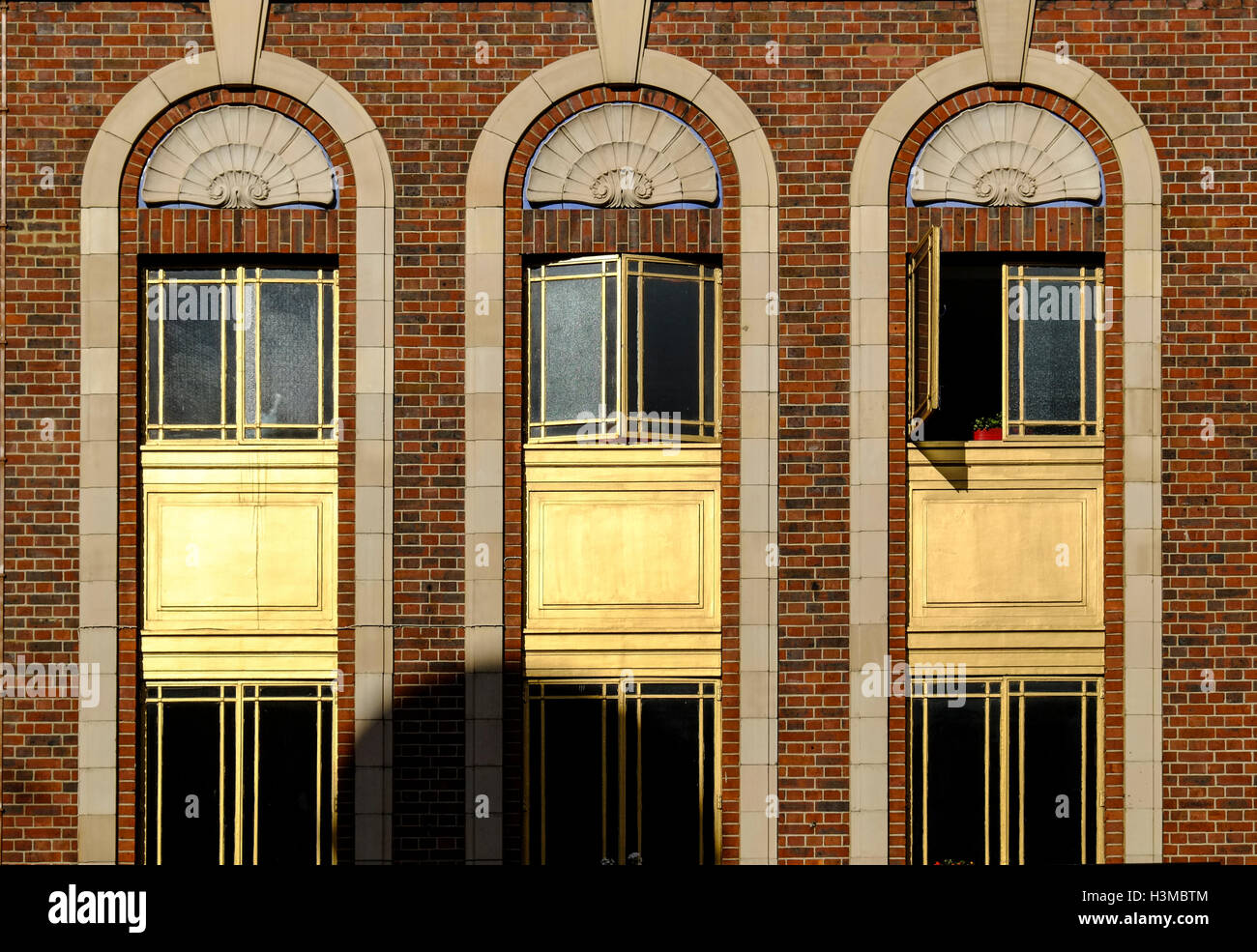 Art Deco London Stock Photo Alamy