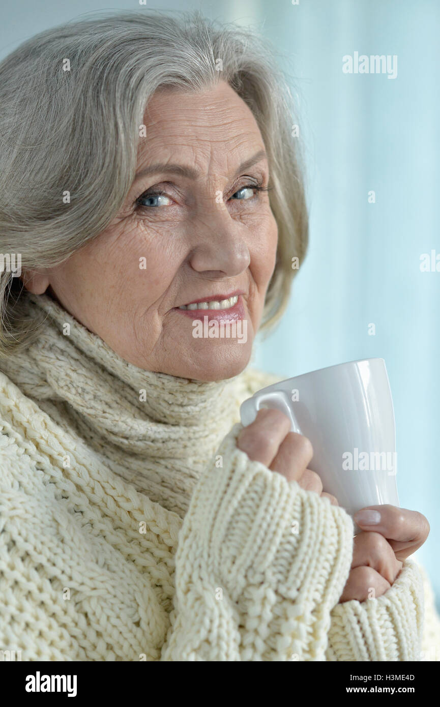 Sick senior woman tea hi-res stock photography and images - Alamy