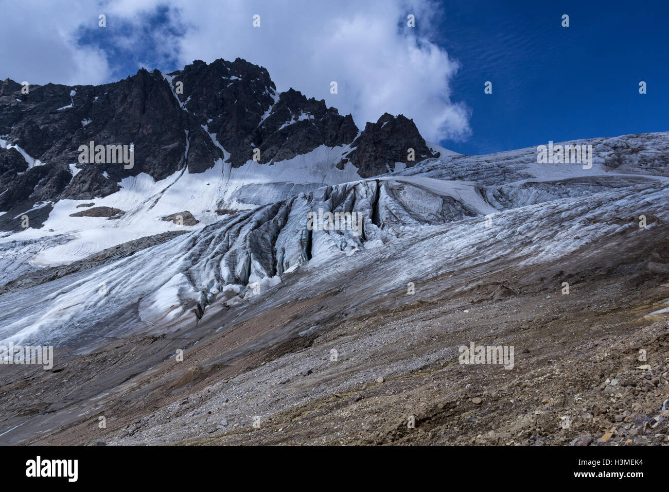 Ice mountain russia hi-res stock photography and images - Page 3 - Alamy