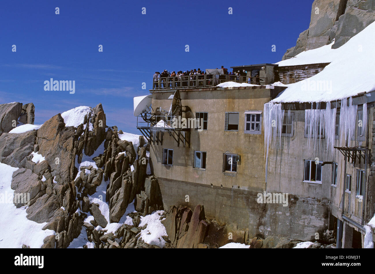 Aiguille Du Midi 842 Mountain High Resolution Stock Photography and ...