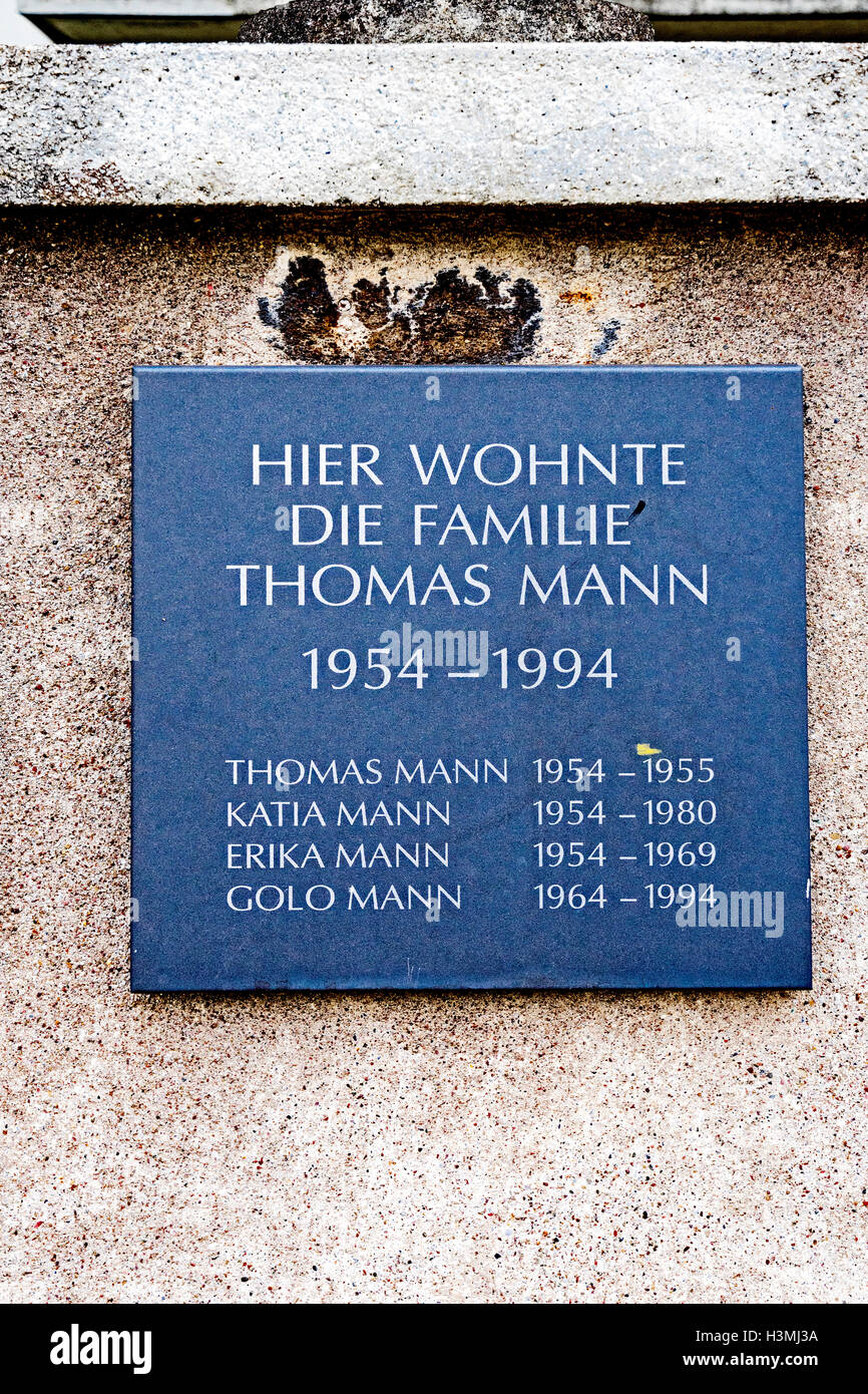 Wohnhaus von Thomas Mann in Kilchberg, Zürich, Alte Landstraße 39; residence of Thomas Mann in Kilchberg near Zurich Stock Photo
