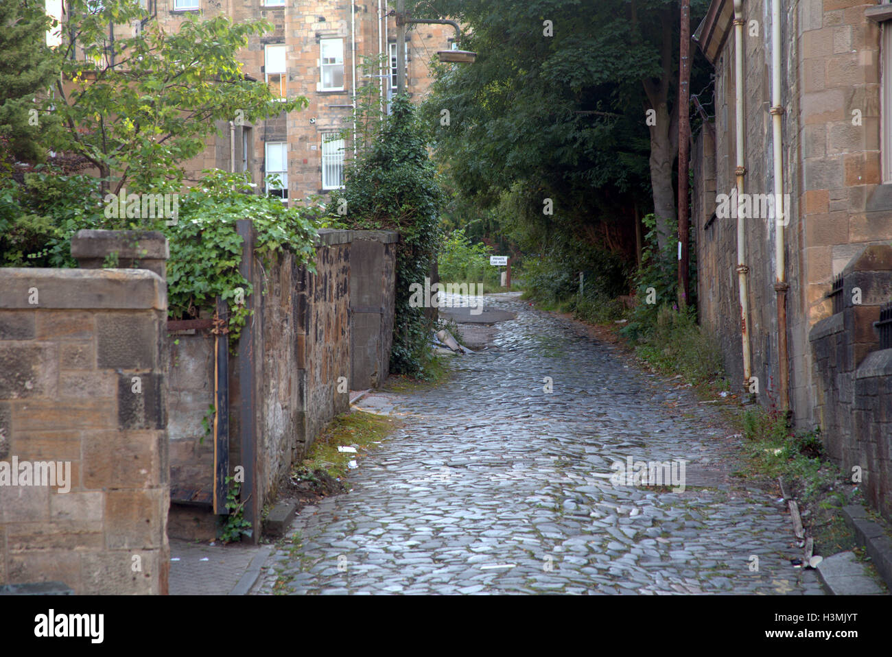 Glasgow cobble courts  back alley scenes park circus area Stock Photo