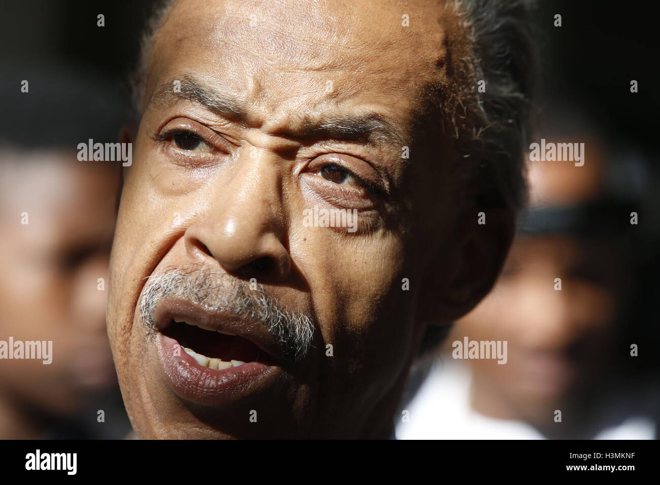 New York City, United States. 10th Oct, 2016. Rev Al Sharpton of NAN speaks to the press in Midtown. Rev Al Sharpton gathered with members of the NYC City Council in Midtown Manhattan to announce support for Haitians displaced by Hurricane Matthew, & to eulogize late Kings County district attorney Ken Thompson who passed away unexpectedly from cancer the day before. Credit:  Andy Katz/Pacific Press/Alamy Live News Stock Photo
