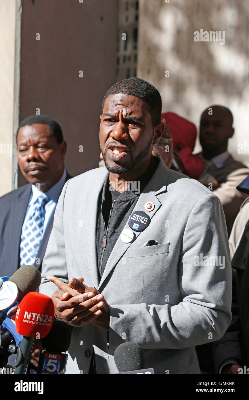 New York City, United States. 10th Oct, 2016. NY city council member Jumaane Williams addresses the press. Rev Al Sharpton gathered with members of the NYC City Council in Midtown Manhattan to announce support for Haitians displaced by Hurricane Matthew, & to eulogize late Kings County district attorney Ken Thompson who passed away unexpectedly from cancer the day before. Credit:  Andy Katz/Pacific Press/Alamy Live News Stock Photo