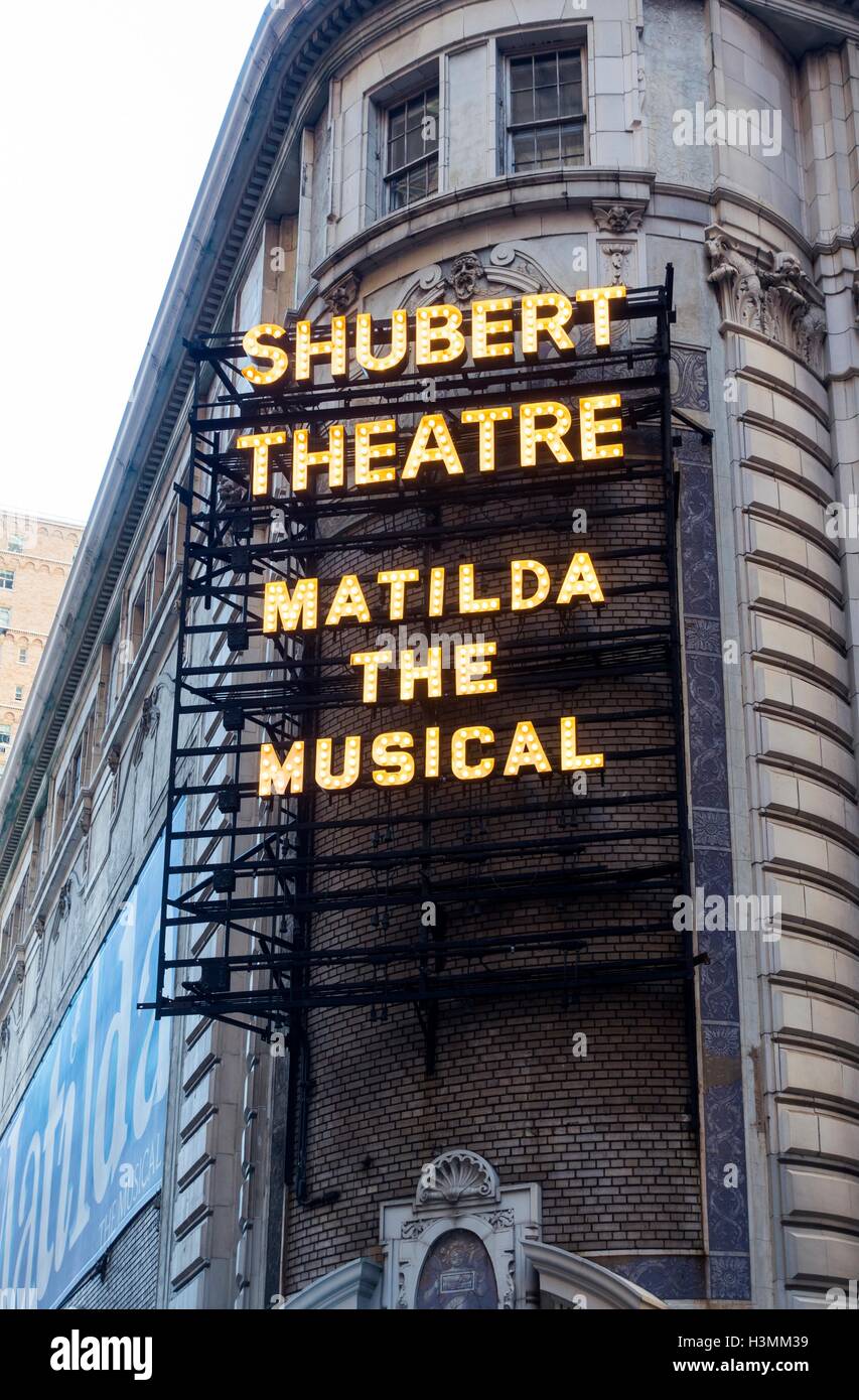 Matilda the Musical at the Shubert Theatre in New York City Stock Photo