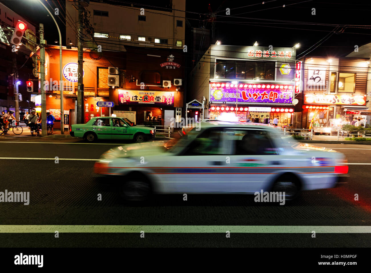 Page 3 Japan Taxis High Resolution Stock Photography And Images Alamy