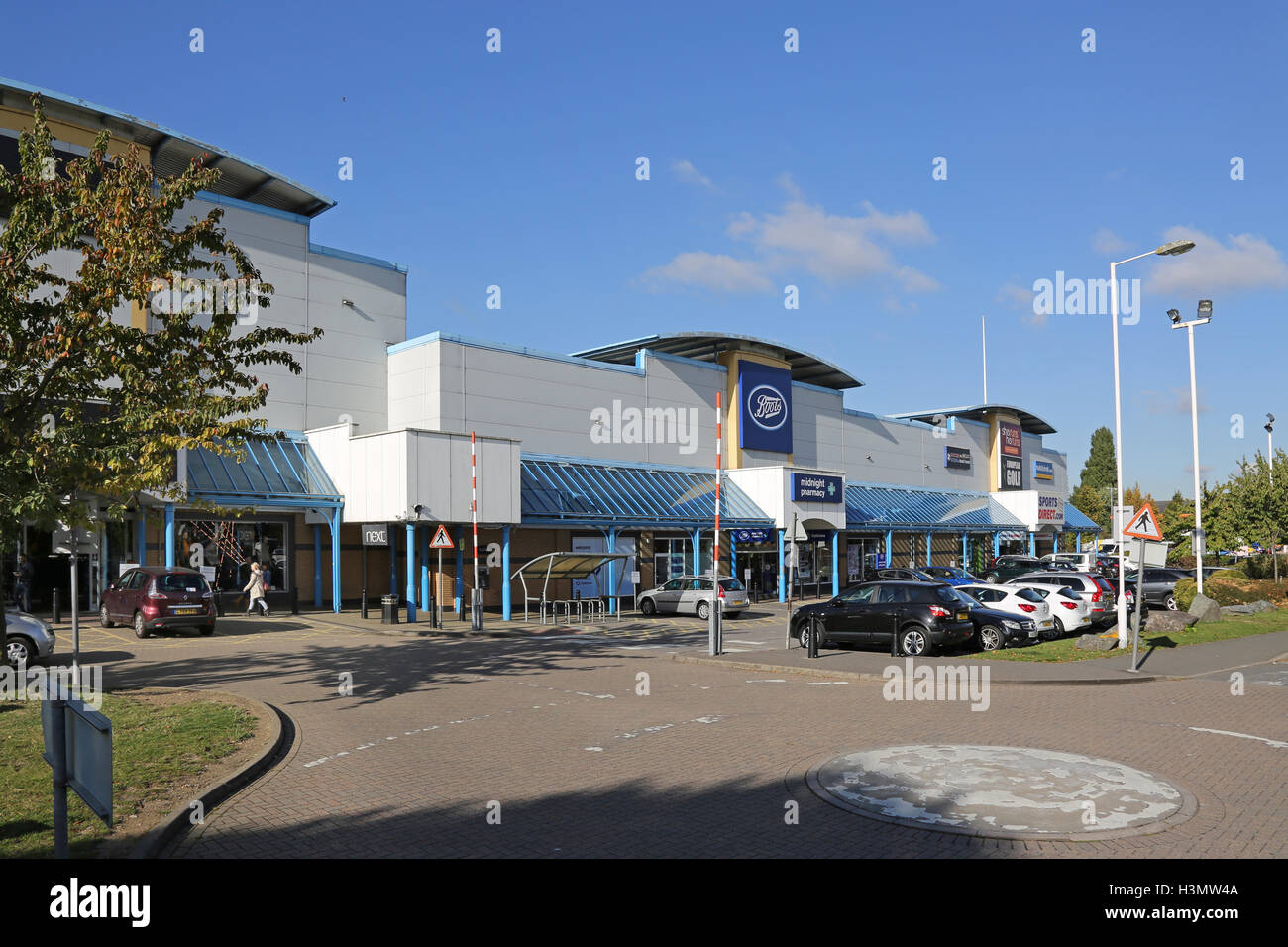 Stores on the Valley Park retail area, Purley Way, Croydon, UK. A major out of town shopping area in South London, UK Stock Photo