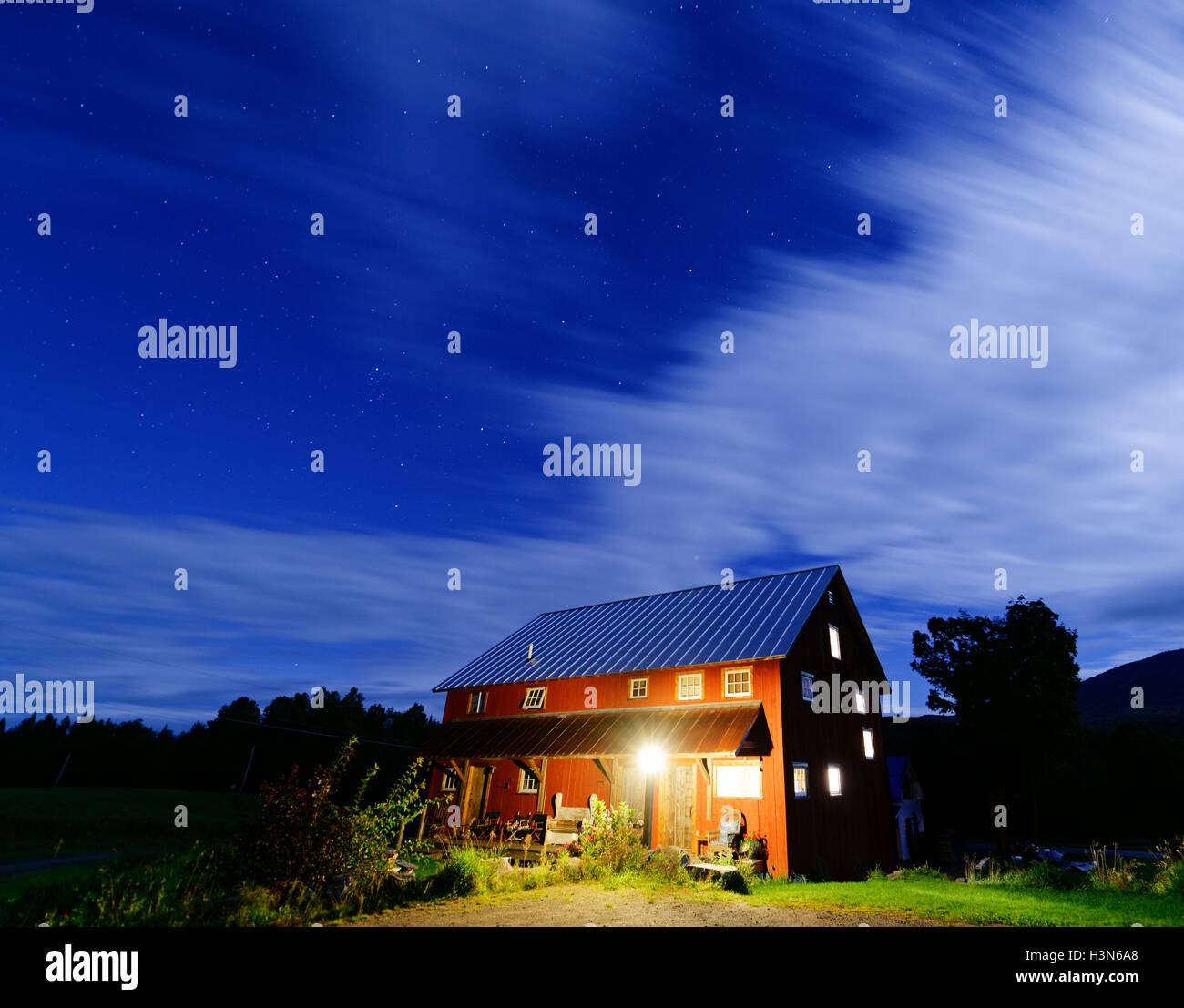A Barn Converted To Accommodation In Vermont Usa Under A Full Moon