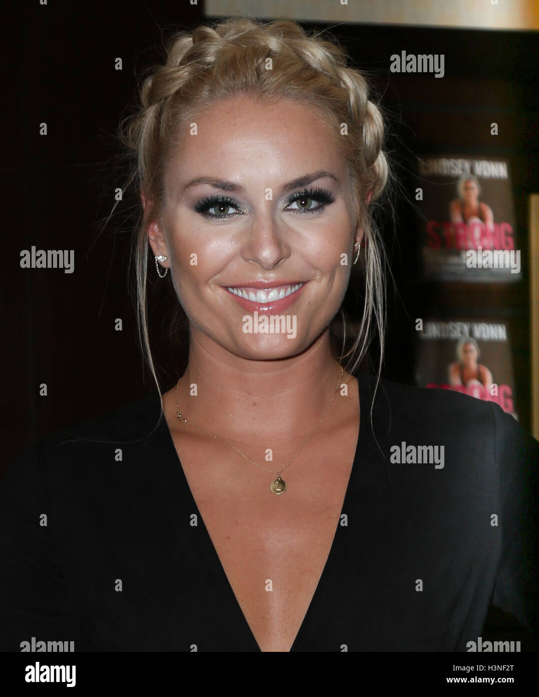 Los Angeles, Ca, USA. 10th Oct, 2016. Lindsey Vonn signs copies of her new book 'Strong Is The New Beautiful: Embrace Your Natural Beauty, Eat Clean, and Harness Your Power' at Barnes & Noble at The Grove on October 10, 2016 in Los Angeles, California. ( Credit:  Parisa Afsahi/Media Punch)./Alamy Live News Stock Photo