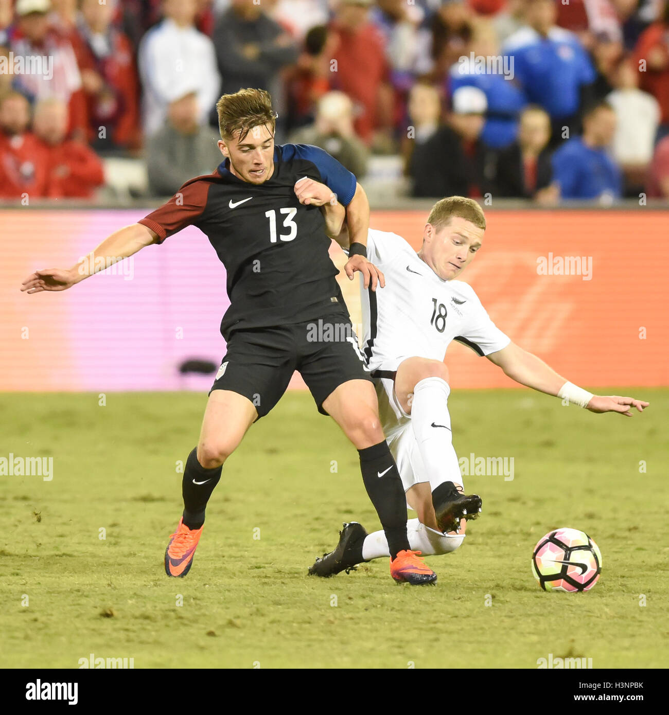Washington, D.C, USA. 11th Oct, 2016. LYNDEN GOOCH of the USA fights for the ball during an international friendly between the United States and New Zealand at RFK Stadium in Washington, DC. Credit:  Kyle Gustafson/ZUMA Wire/Alamy Live News Stock Photo
