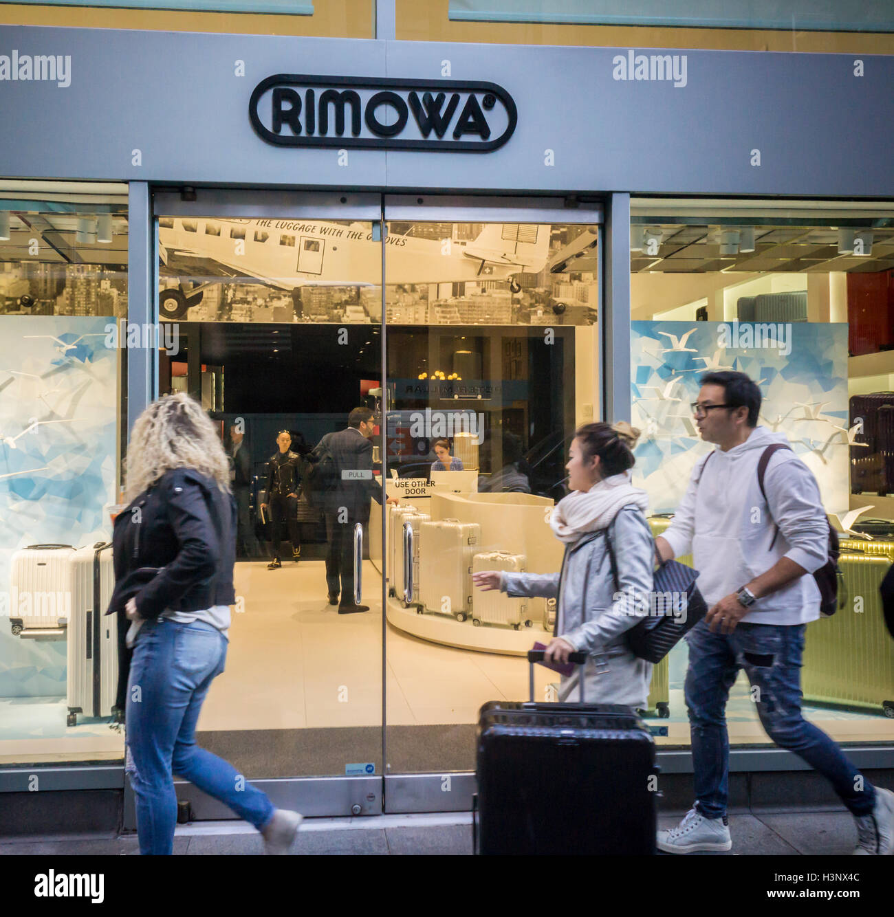 A Rimowa luggage store in New York on Wednesday, October 5, 2016. LVMH, the  French luxury group, will buy an 80 percent stake in the German luggage  manufacturer Rimowa for $716 million.