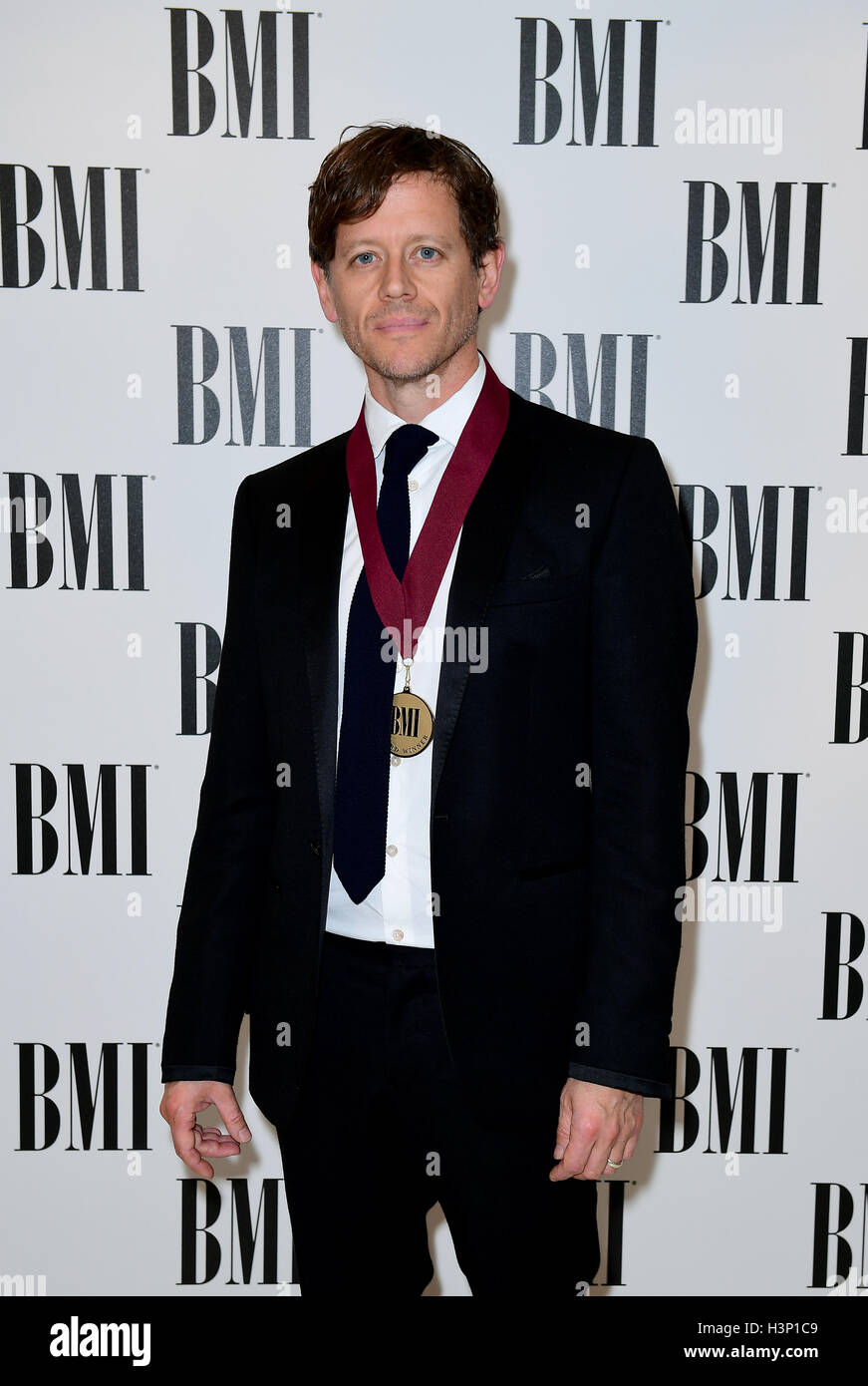 Iain Archer attending the BMI London Awards at the Dorchester Hotel, London. PRESS ASSOCIATION Photo. Picture date: Monday 10th October, 2016. Photo credit should read: Ian West/PA Wire. Stock Photo