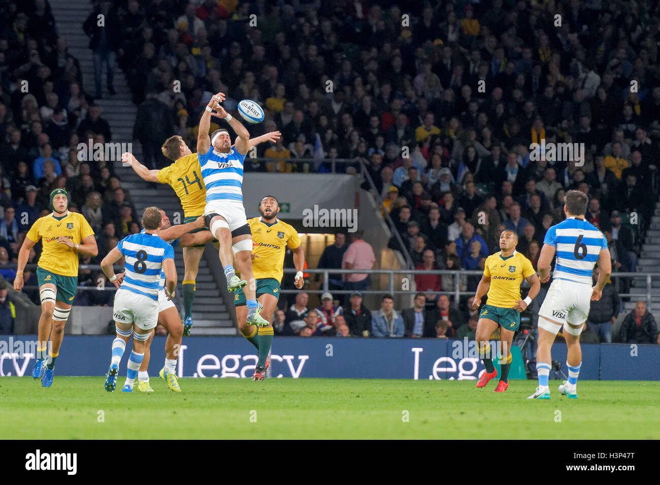 Rugby Union Ball Stock Photos & Rugby Union Ball Stock Images Alamy
