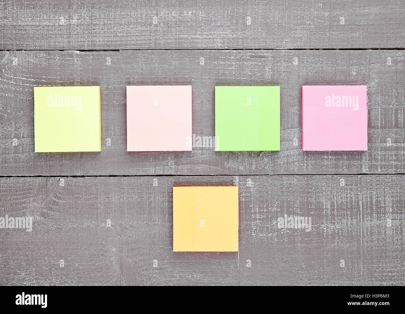 Note Paper Color Hand using pastel colors hi-res stock photography and images - Alamy