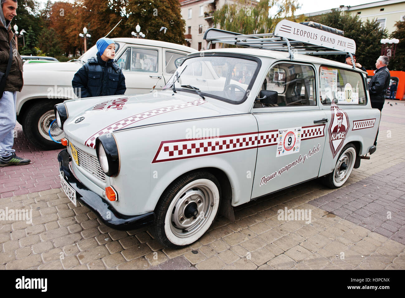 Wallpaper Car, Tuning, Deluxe, Trabant 601 for mobile and desktop, section  другие марки, resolution 1920x1200 - download