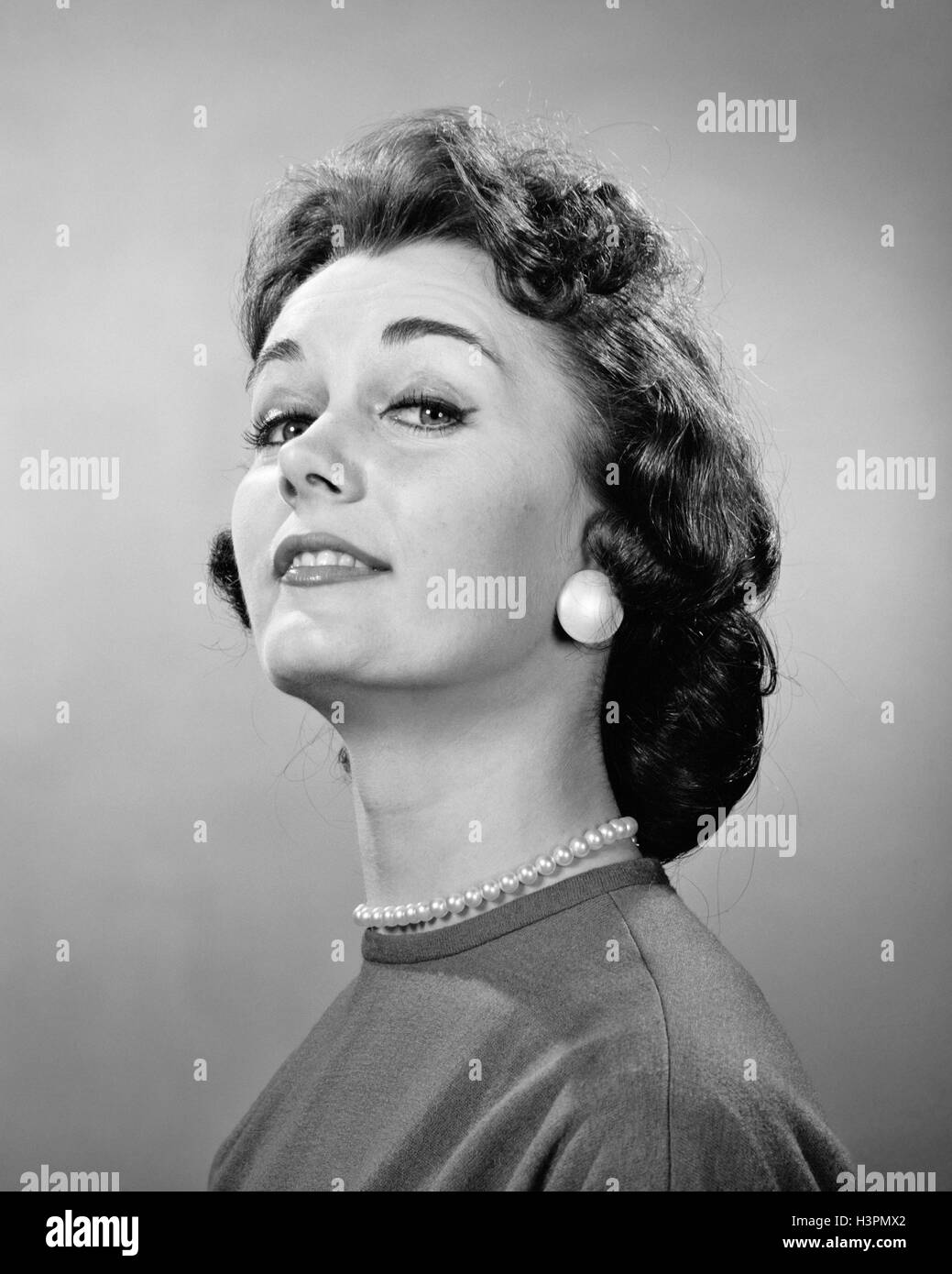 Strong woman 1950's hi-res stock photography and images - Alamy