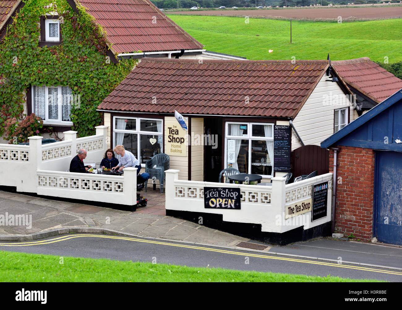 Tea hut hires stock photography and images Alamy