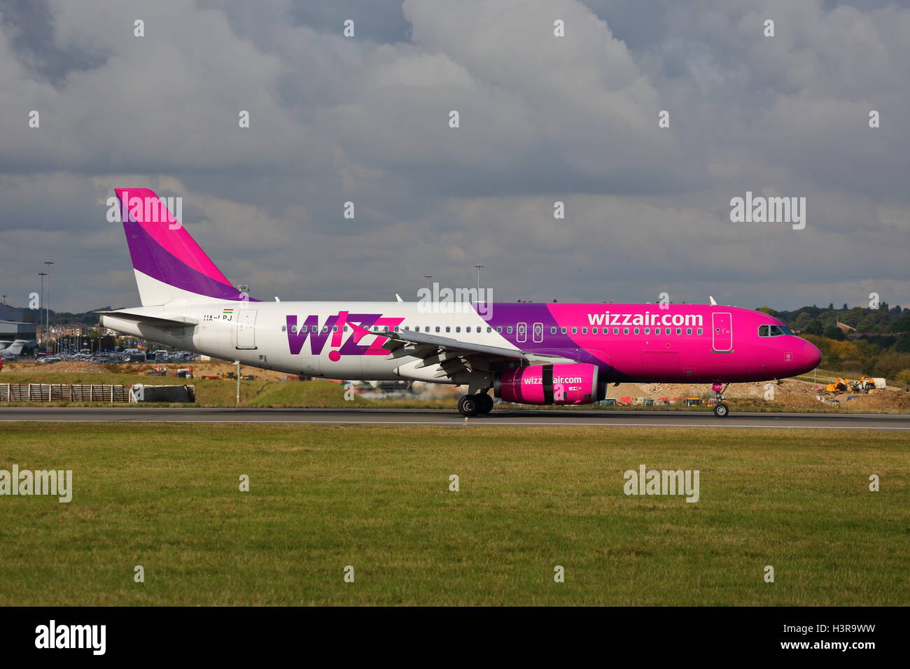 Avion Miniature Wizzair Airbus A320 échelle 1/200 - Modèle De Collection