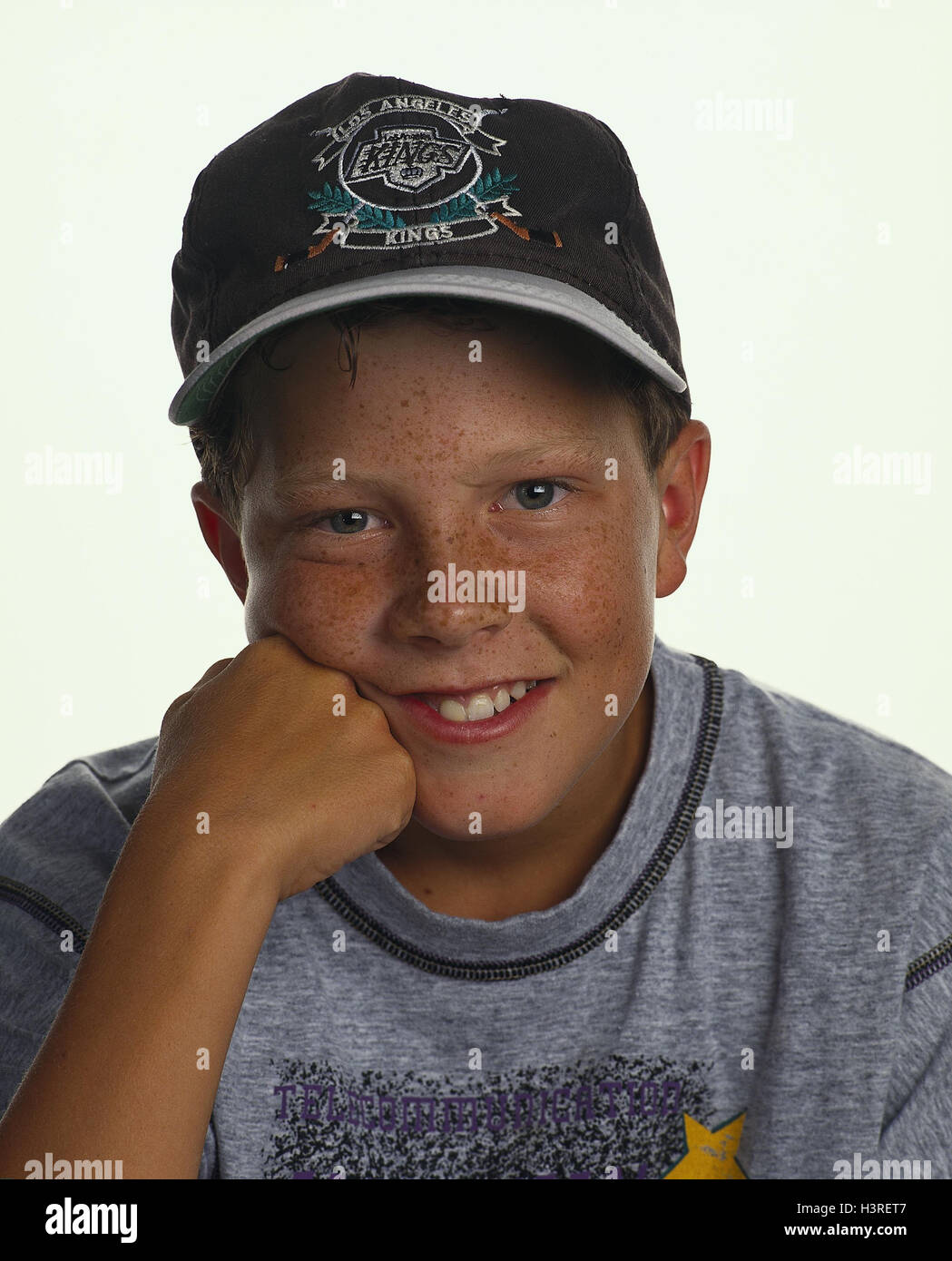 Boy, freckles, sign cap, portrait, inside, teenager, young person, head