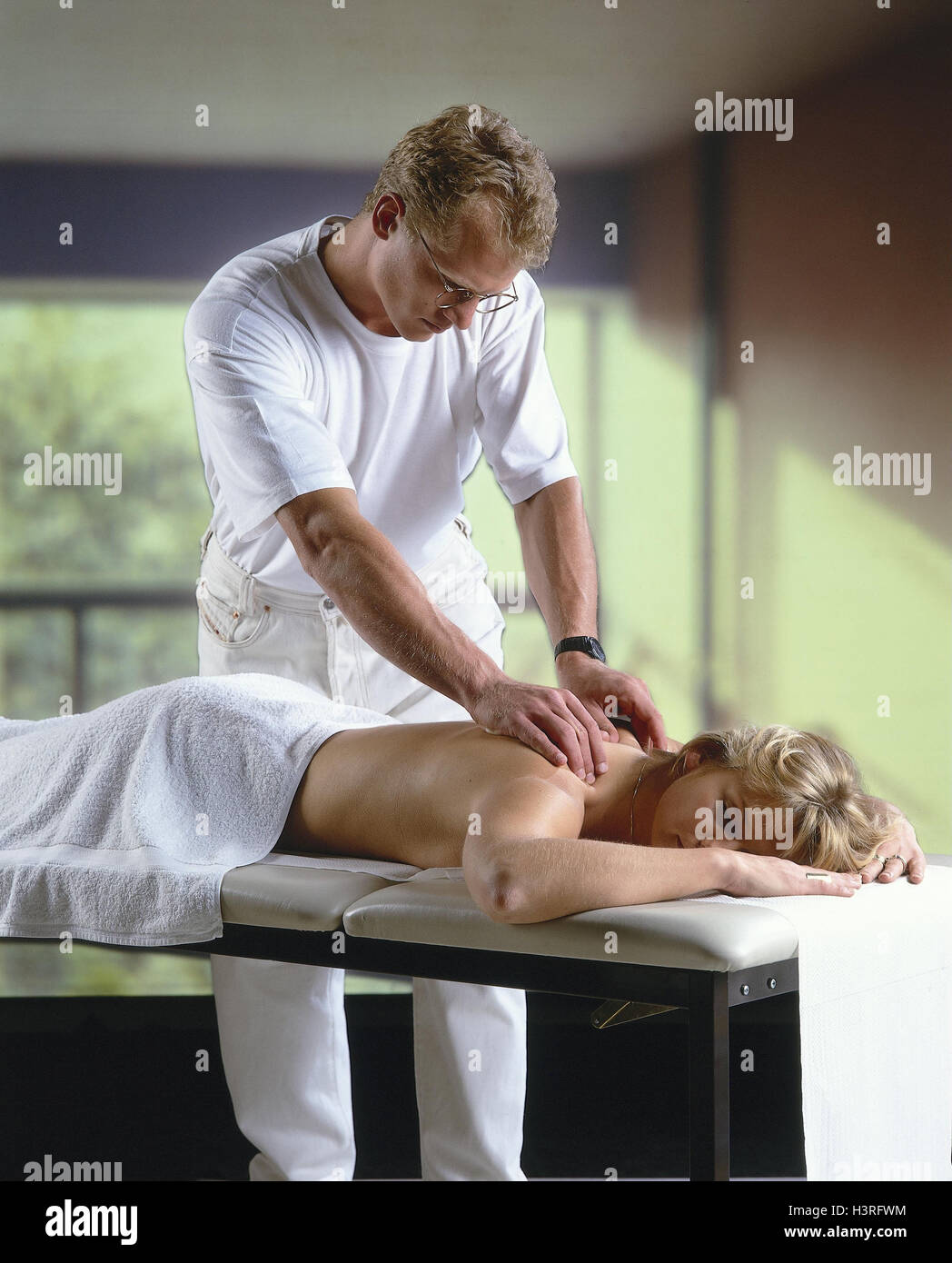 Masseur, woman, back massage massage, massage, recreation, relax, therapy, rest, relief, medicine Stock Photo