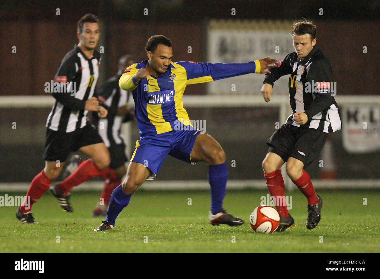 Chuck Duru in action for Romford - Tilbury vs Romford - Ryman League Division One North Football - 12/10/11 Stock Photo
