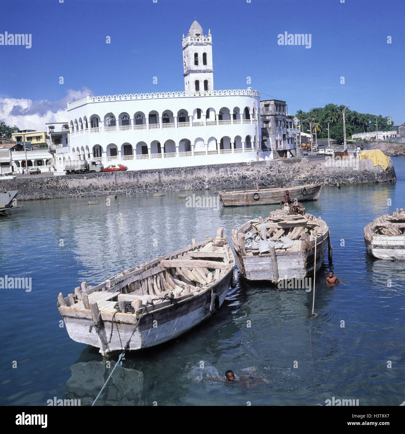 The Comoro Archipelago, grandee Comore, Moroni, big mosque, fishing boats Stock Photo